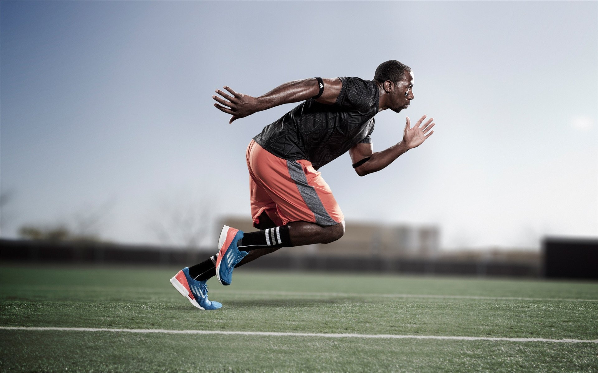 爱游戏下载-普劳德稳定发挥为英国添一奖牌，普斯劳德是什么品牌